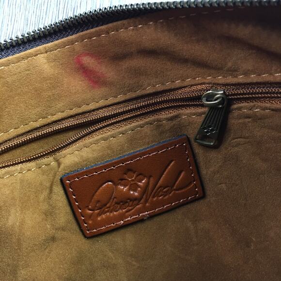 NWT Patricia Nash Riot Rust Map Zip Leather Pouch Wrist Wallet Brown - Picture 3 of 7